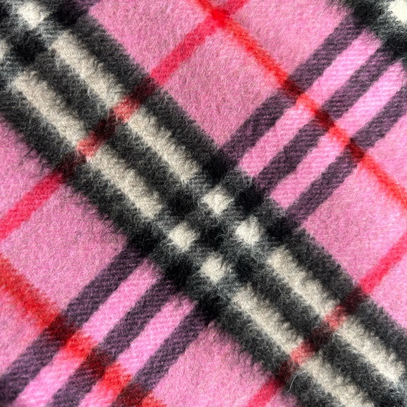 Pink Plaid Burberry Cashmere Fringe Trim Scarf - Picture 5 of 14
